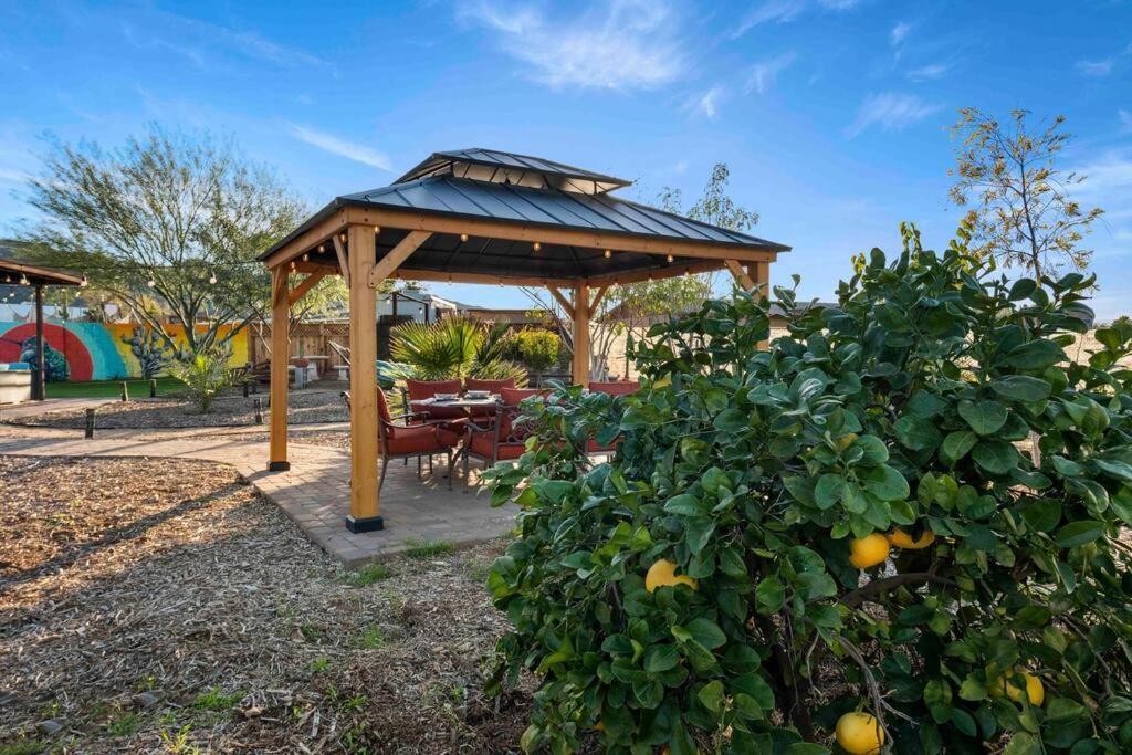 The Hummingbird House, Sauna & Mountain Views! Phoenix Bagian luar foto